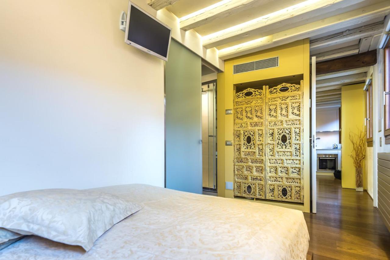 Apartments Moon Or Dama 베니스 외부 사진